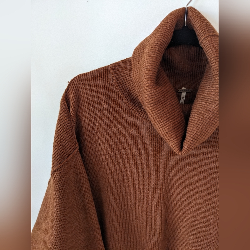 Free People Oversized Knit Turtleneck Sweater Burnt Orange Size M